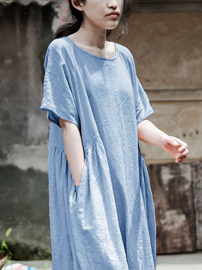 Effortlessly Elegant Dress with a Timeless Design