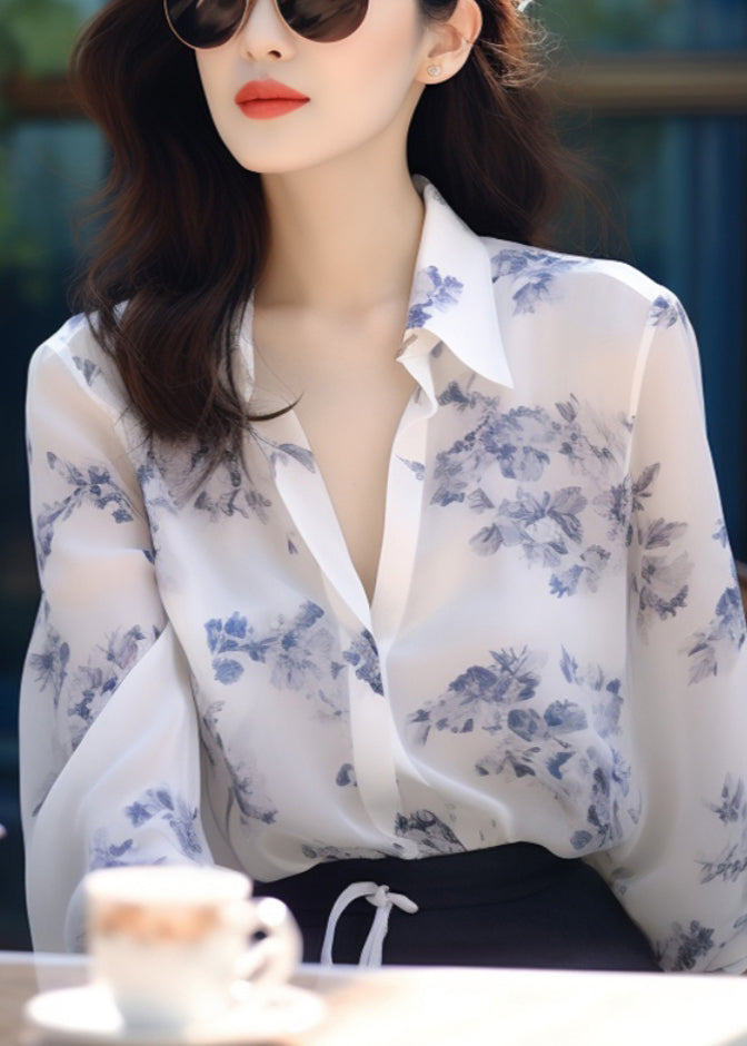 Well Tailored Blouse with a Graceful Silhouette