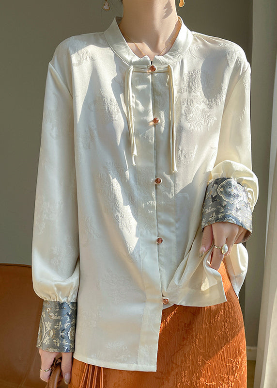 Classic Vintage Shirt with a Flattering Fit