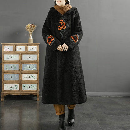 Well Tailored Coat with a Graceful Silhouette