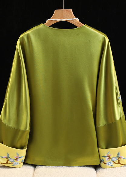 Classic Vintage & Enduringly Stylish Coat