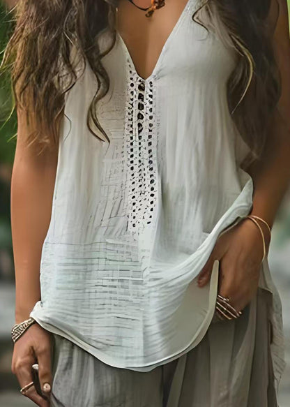 Sophisticated Top with a Clean Classic Look
