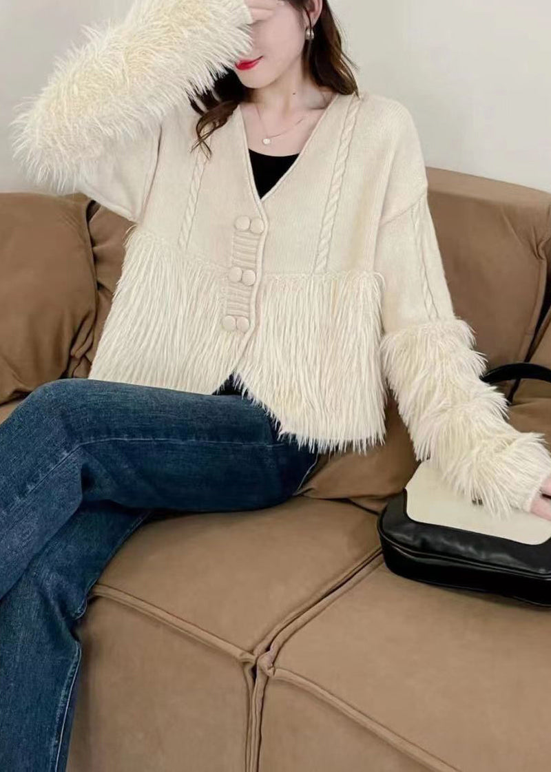 Classic Vintage Cardigan with a Flattering Fit
