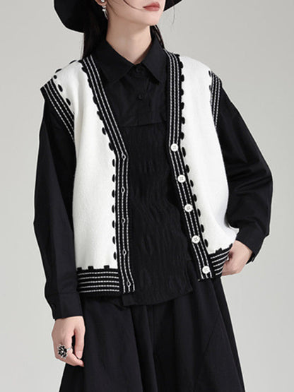Effortlessly Elegant Garment with a Timeless Design