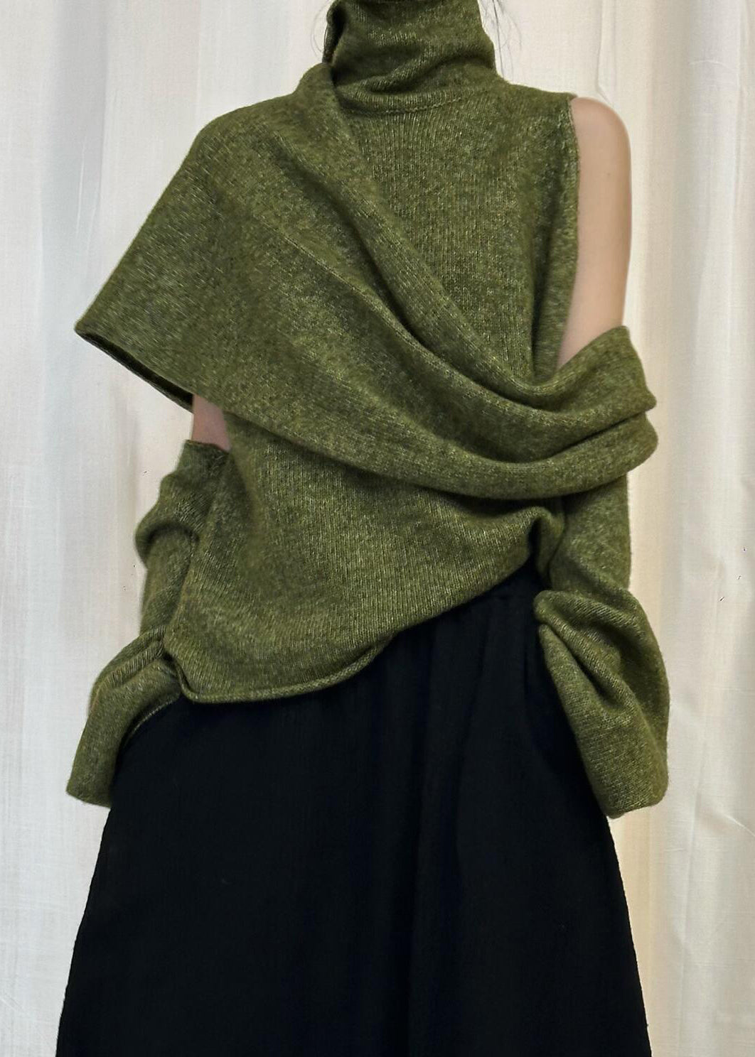 Beautifully Finished Sweater in a Timeless Design
