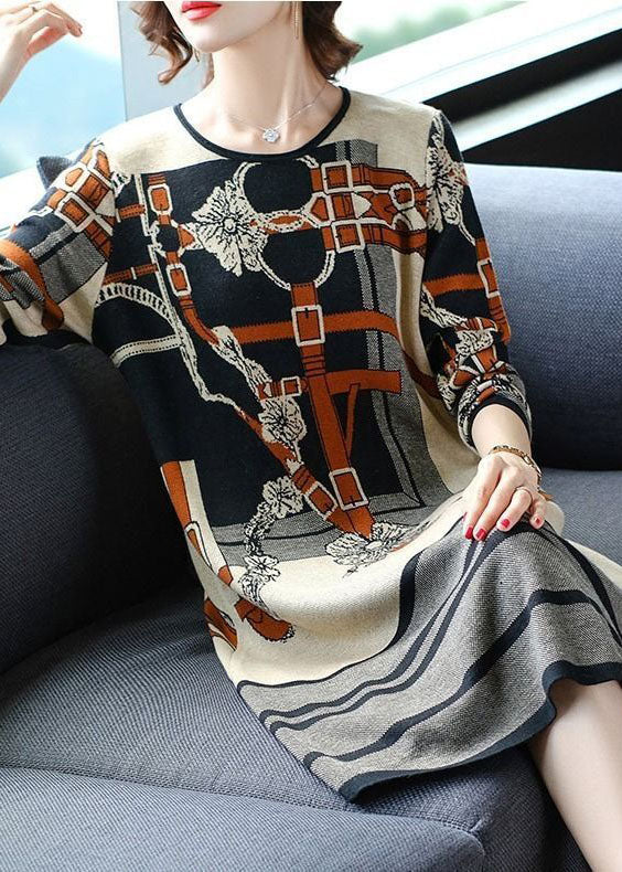 Well Tailored Sweater with a Graceful Silhouette