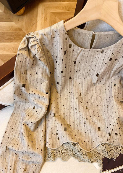 Elegantly Styled Shirt for Everyday Wear