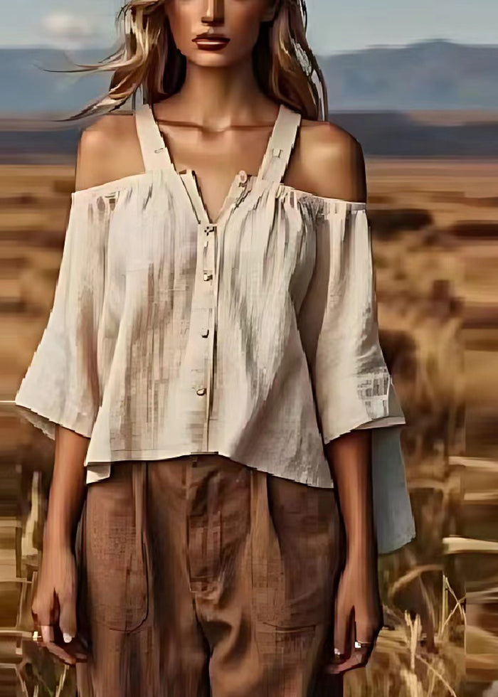 Effortlessly Elegant Top with a Timeless Design