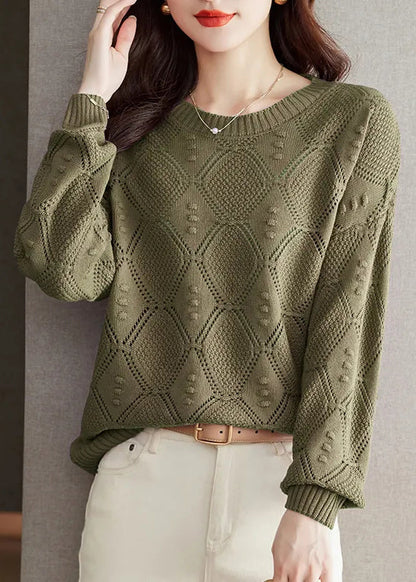 Classic Vintage Top with a Flattering Fit