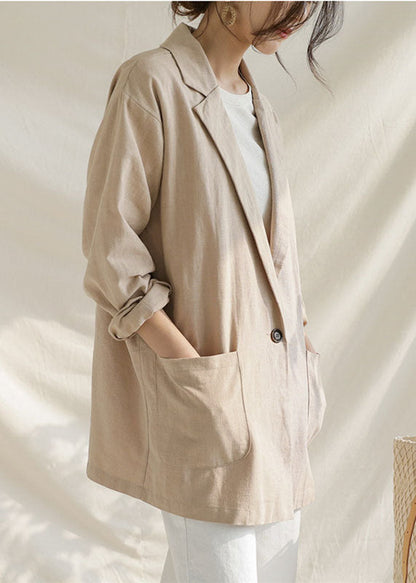 Effortlessly Elegant Coat with a Timeless Design