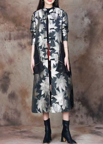 Classic Vintage Coat with a Flattering Fit