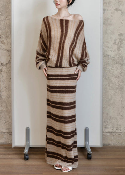 Effortlessly Elegant Sweater with a Timeless Design