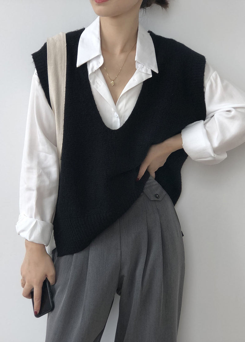 Sophisticated Coat with a Clean Classic Look