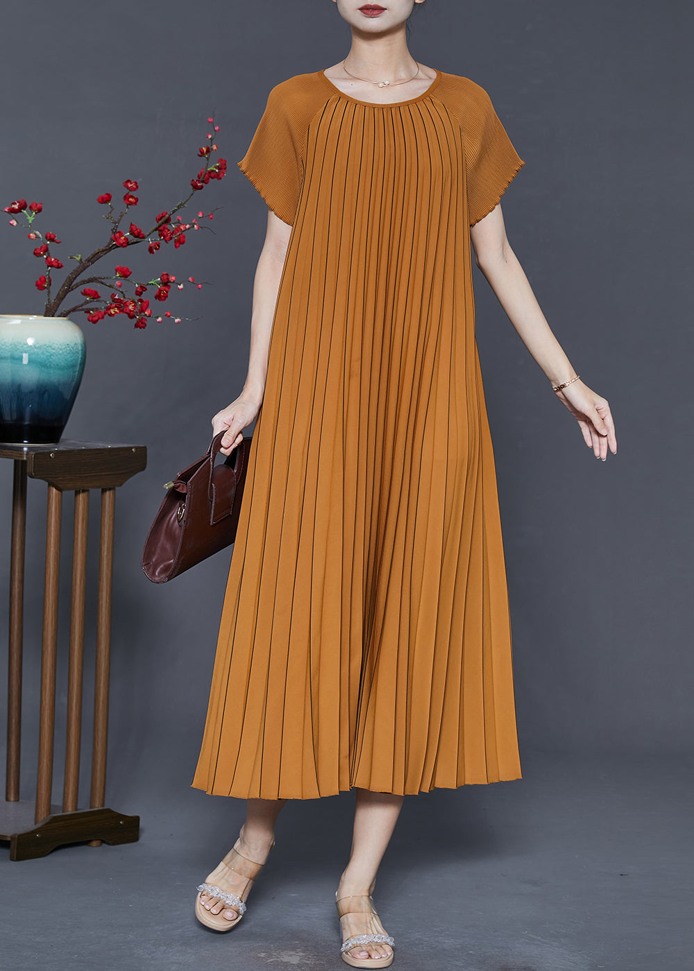 Classic Vintage Dress with a Flattering Fit