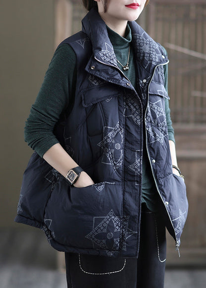 Effortlessly Elegant Coat with a Timeless Design