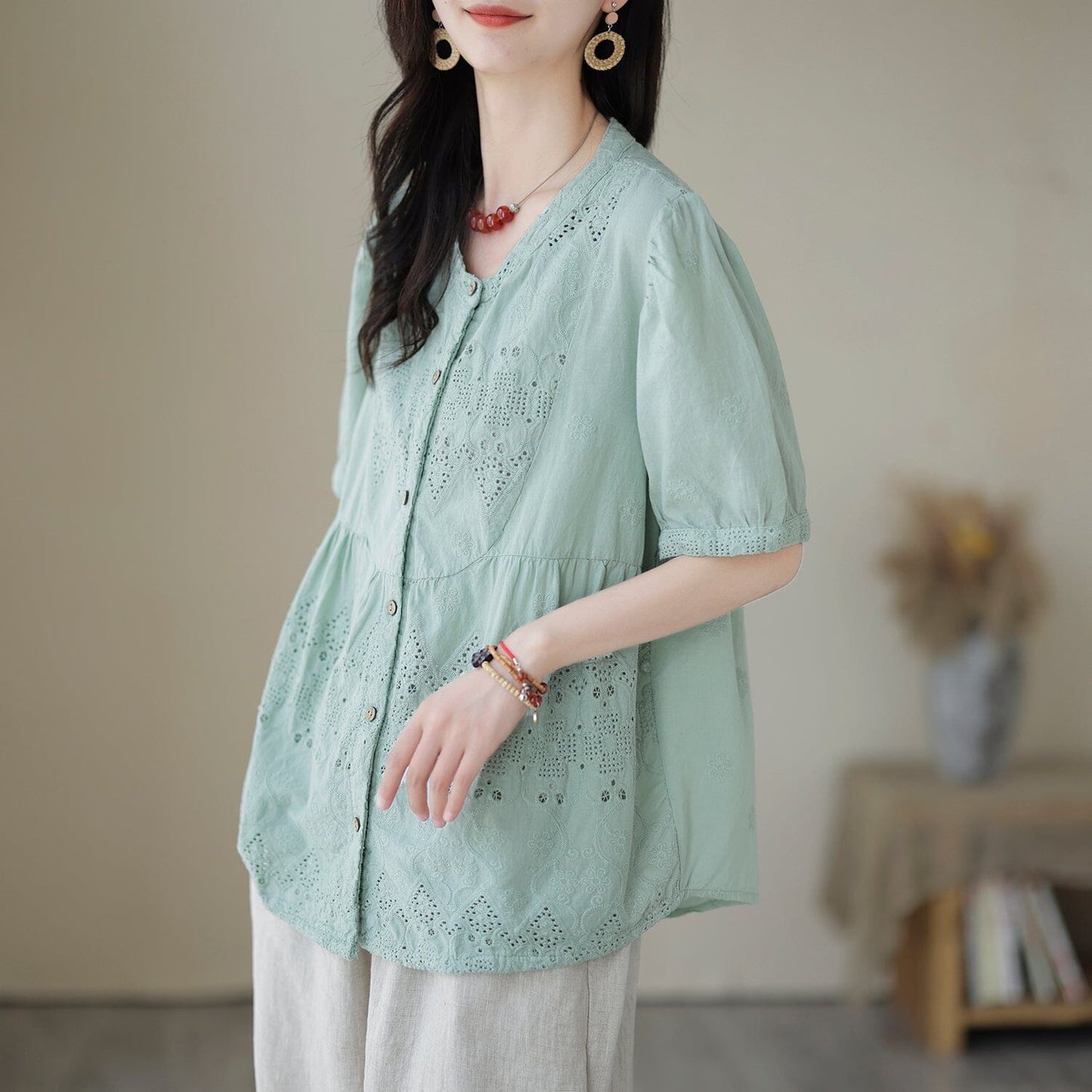 Classic Vintage T-Shirt with a Flattering Fit