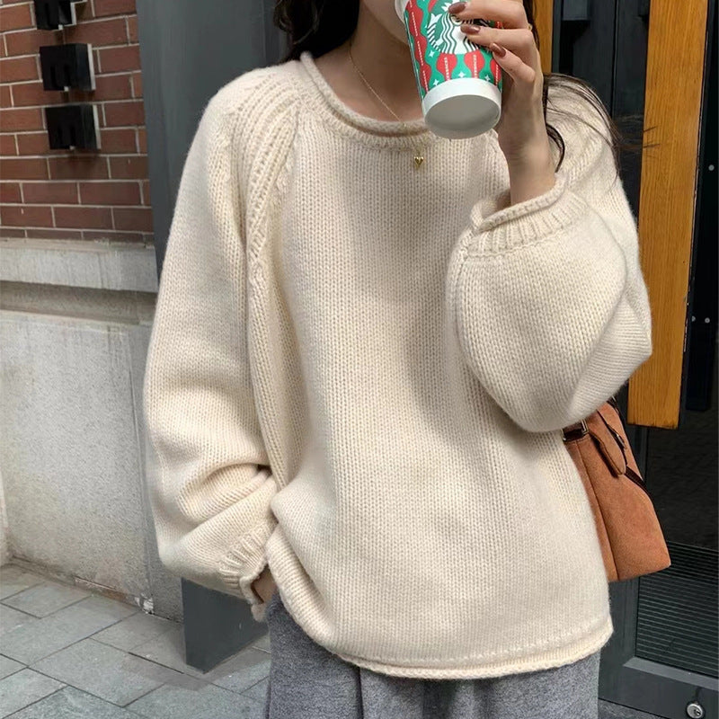 Classic Vintage Sweater with a Flattering Fit
