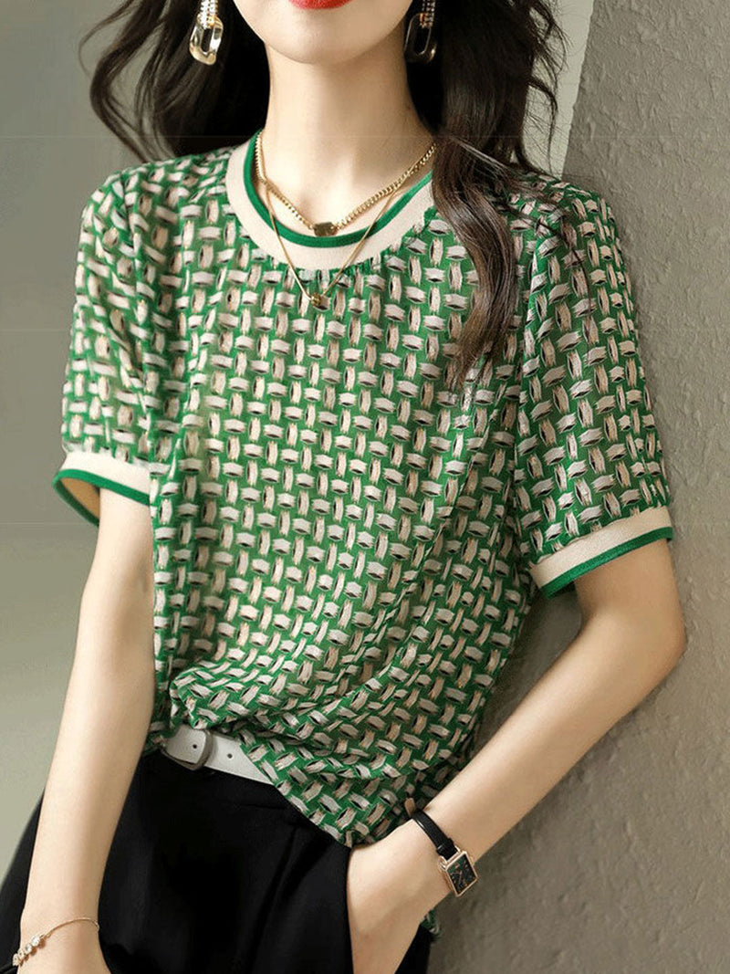 Polished Top with an Effortless Classic Look