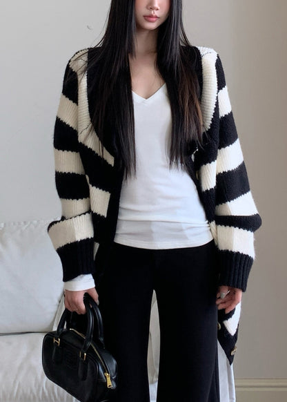 Classic Vintage & Enduringly Stylish Cardigan