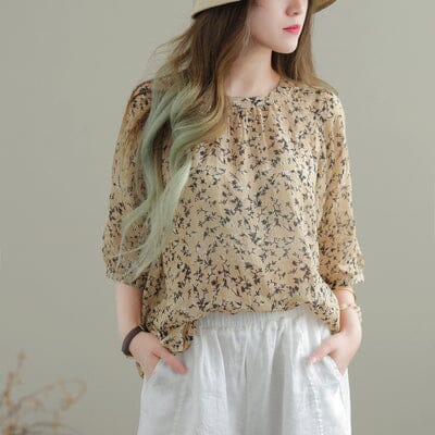 Classic Vintage T-Shirt with a Flattering Fit