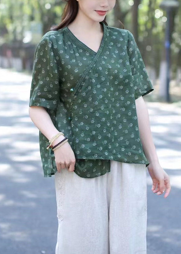 Classic Vintage & Enduringly Stylish Blouse