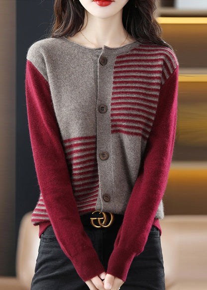 Elegantly Styled Cardigan for Everyday Wear