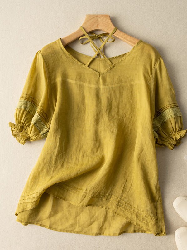Sophisticated Blouse with a Clean Classic Look