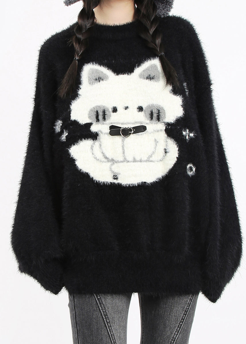 Classic Vintage Sweater with a Flattering Fit
