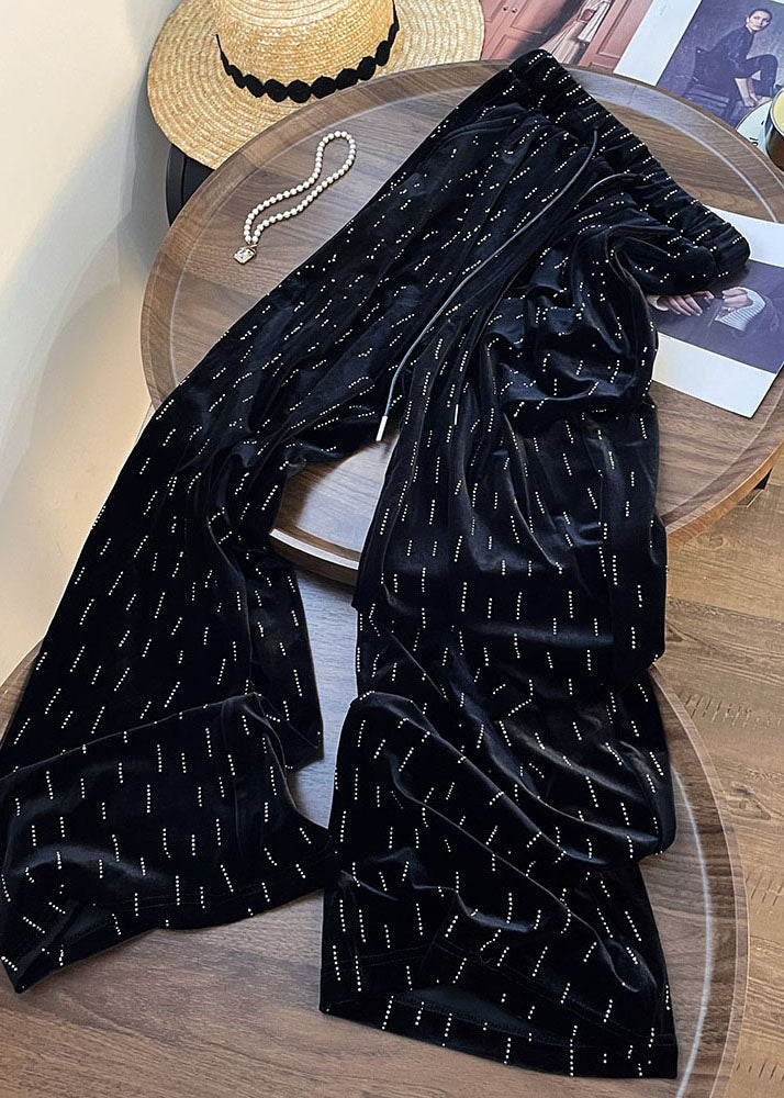 Well Tailored Pants with a Graceful Silhouette