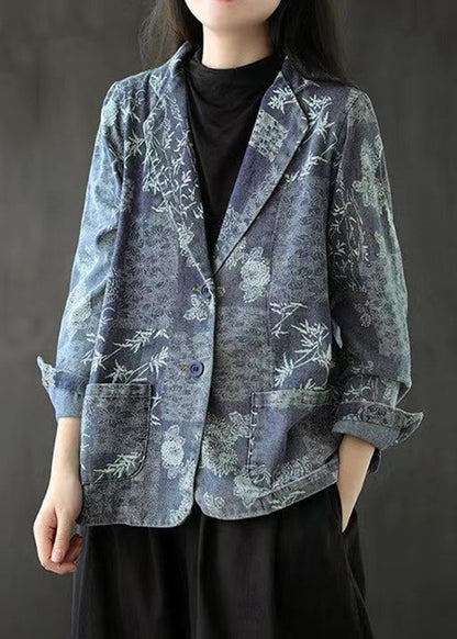 Classic Vintage & Enduringly Stylish Coat