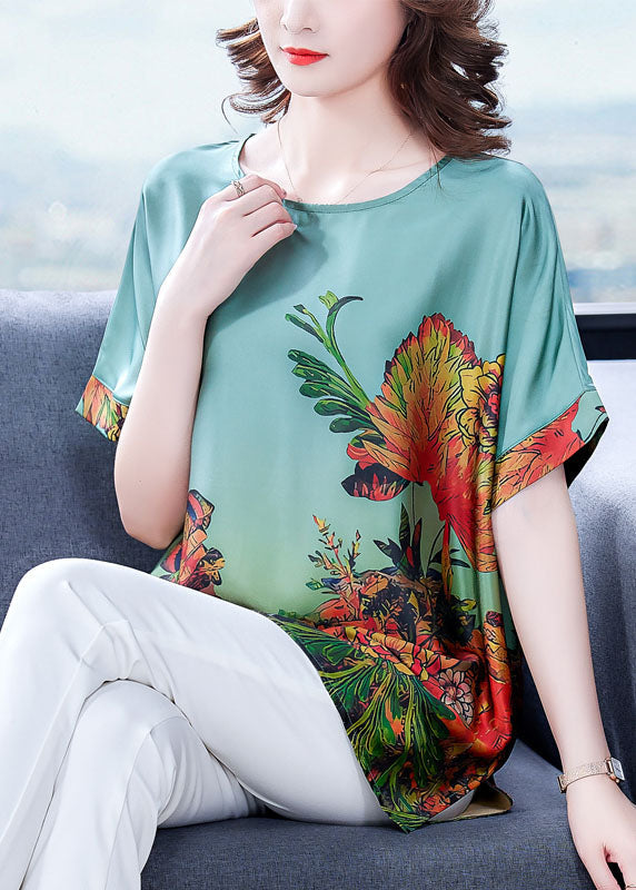 Sophisticated Top with a Clean Classic Look