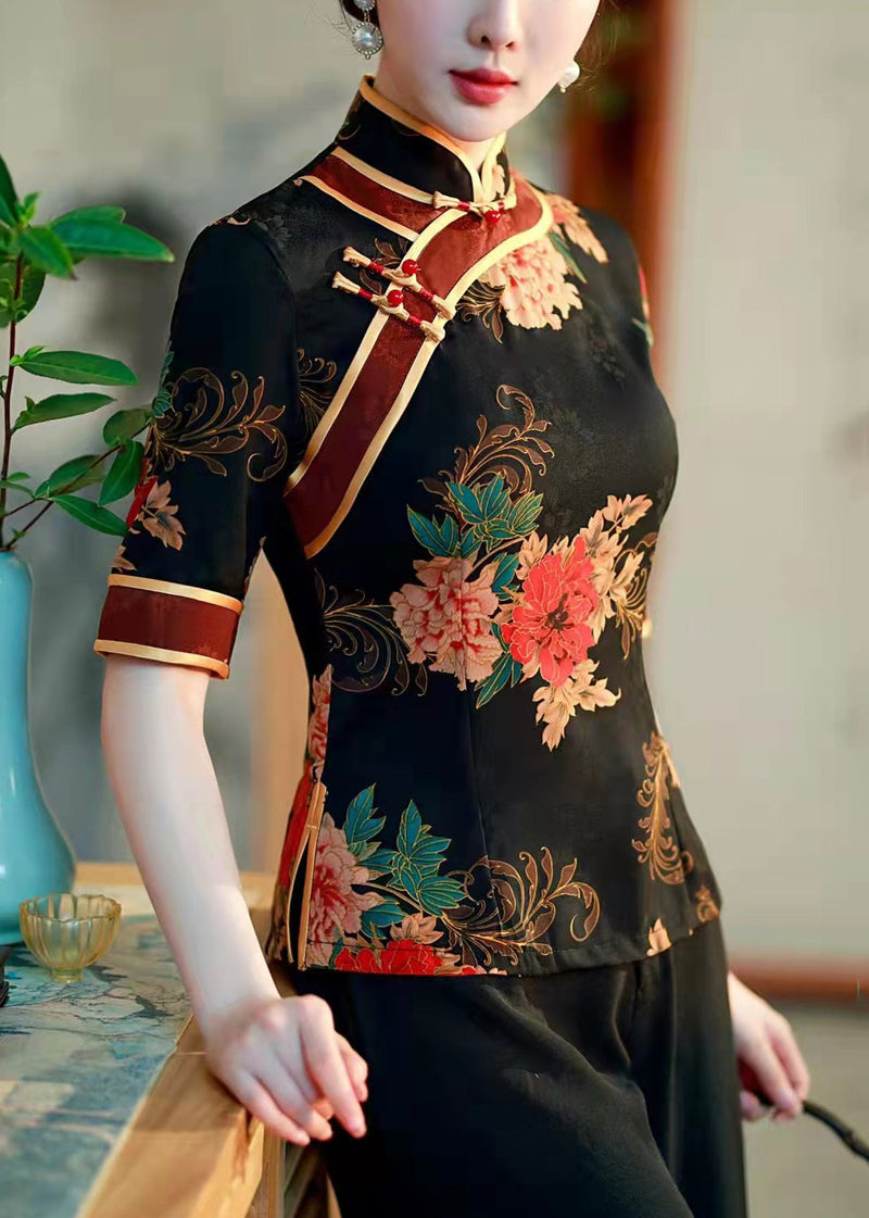 Gracefully Styled Top for Any Occasion