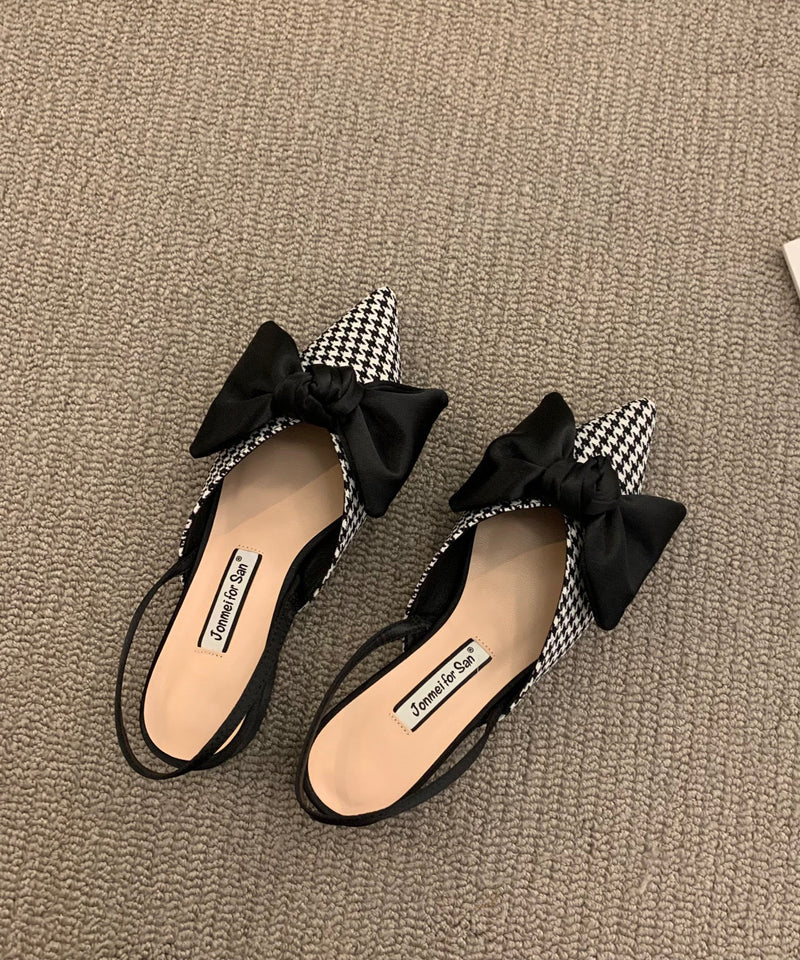 Graceful Orthopedic Sandals for Modern Look