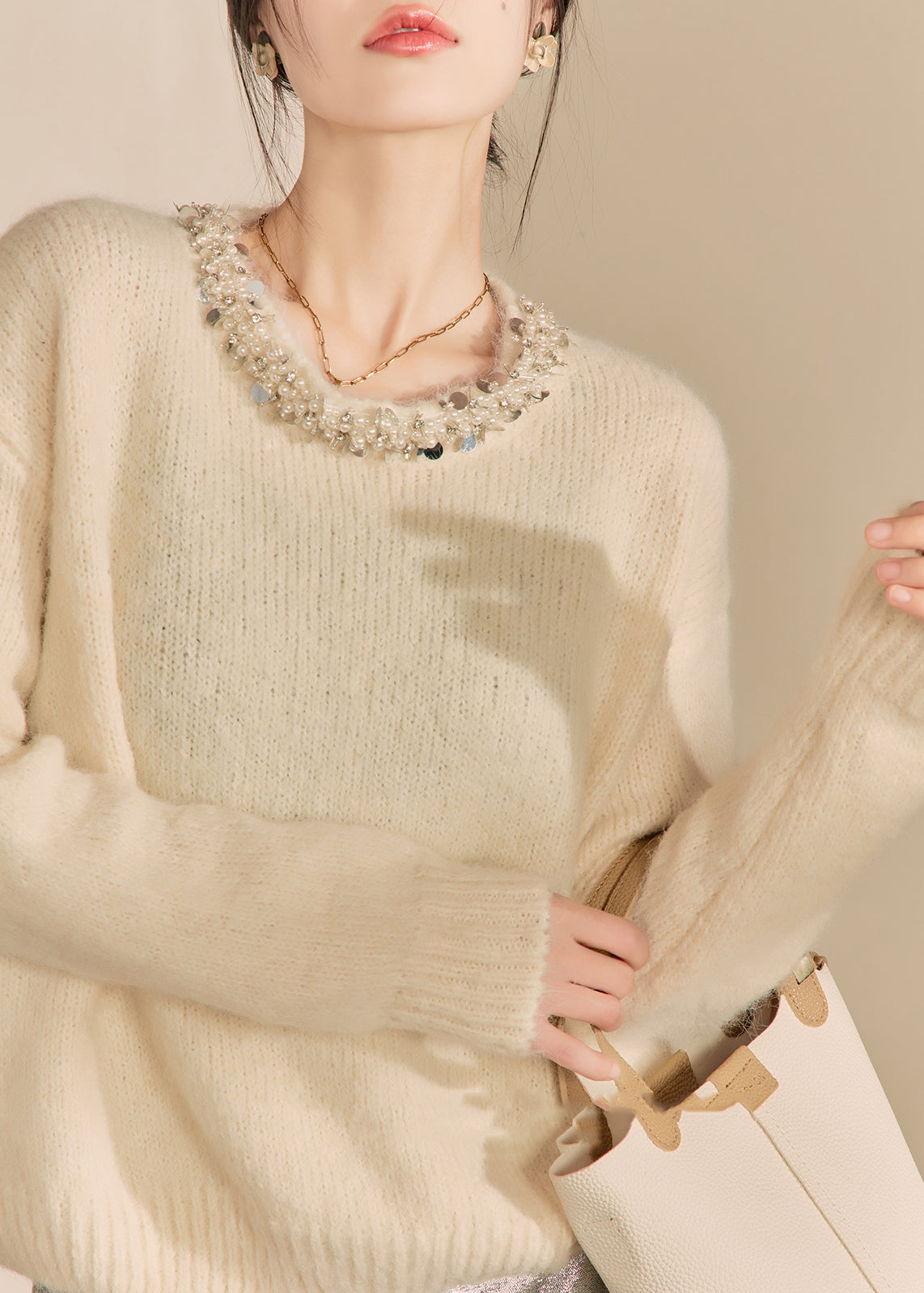 Classic Vintage Sweater with a Flattering Fit