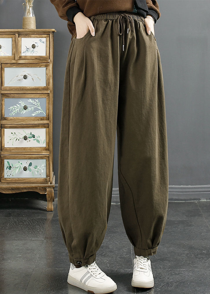 Classic Vintage Pants with a Flattering Fit