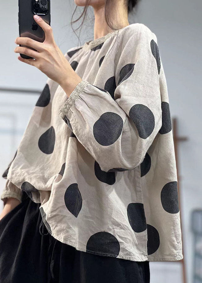 Classic Vintage Shirt with a Flattering Fit