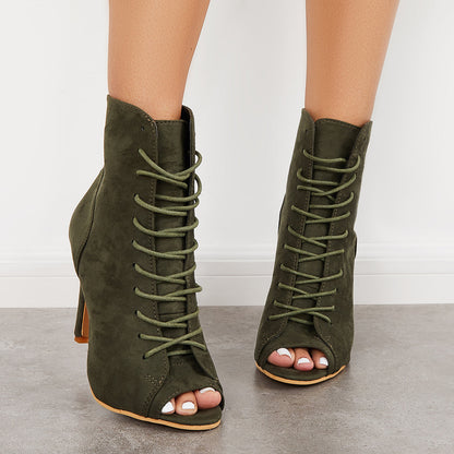 Graceful Orthopedic Boots for Modern Look