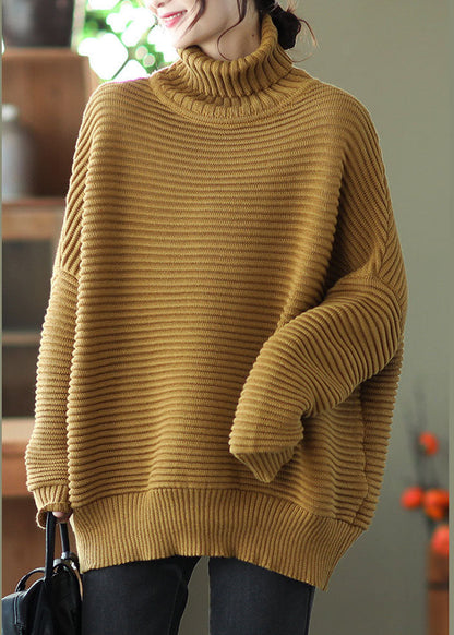 Classic Vintage Sweater with a Flattering Fit