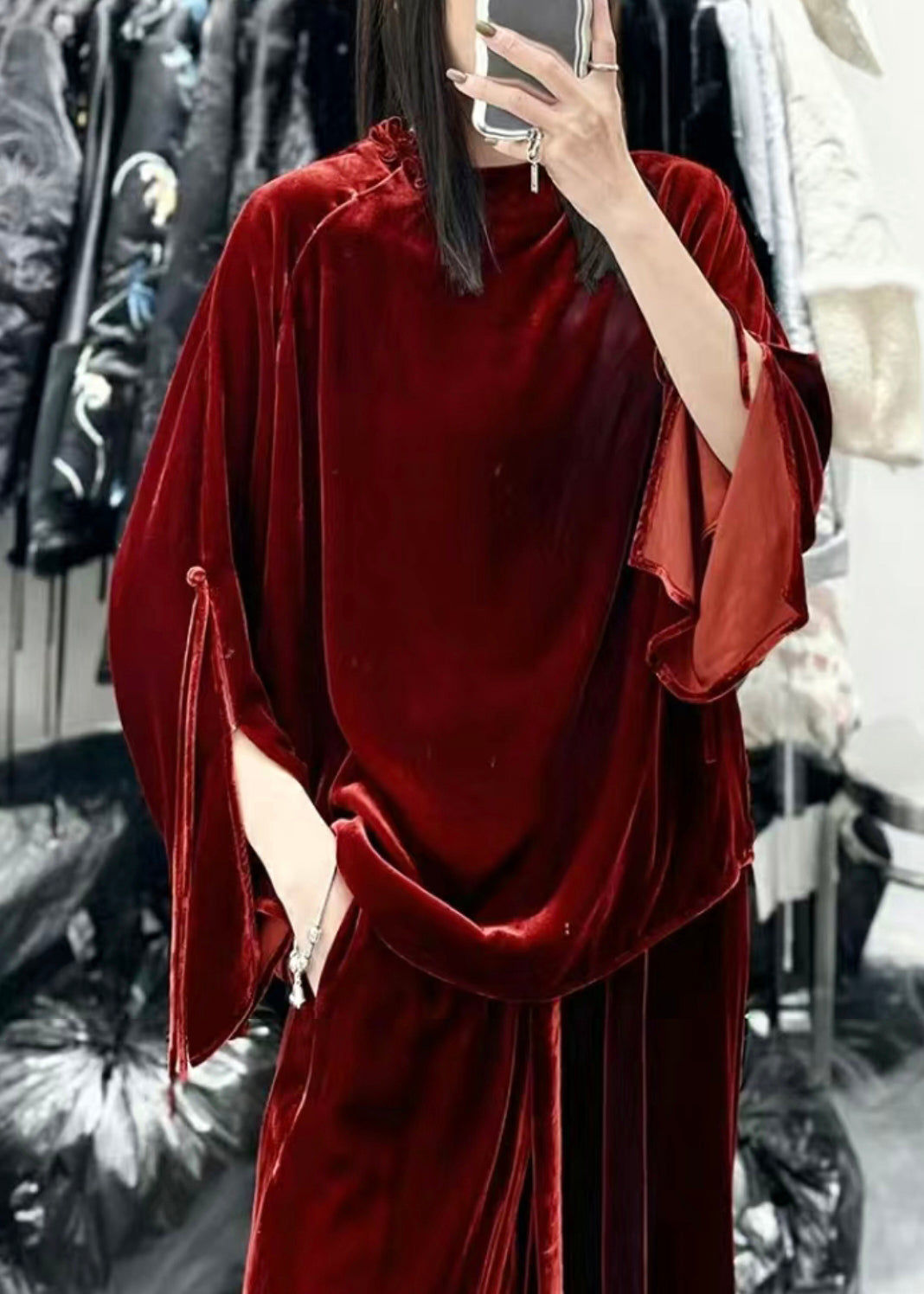 Classic Vintage & Enduringly Stylish Top