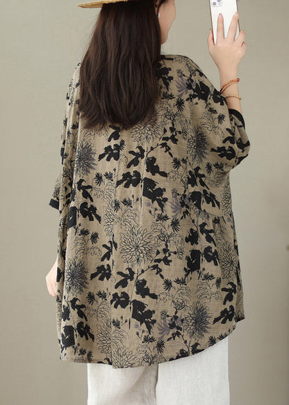 Effortlessly Elegant Top with a Timeless Design