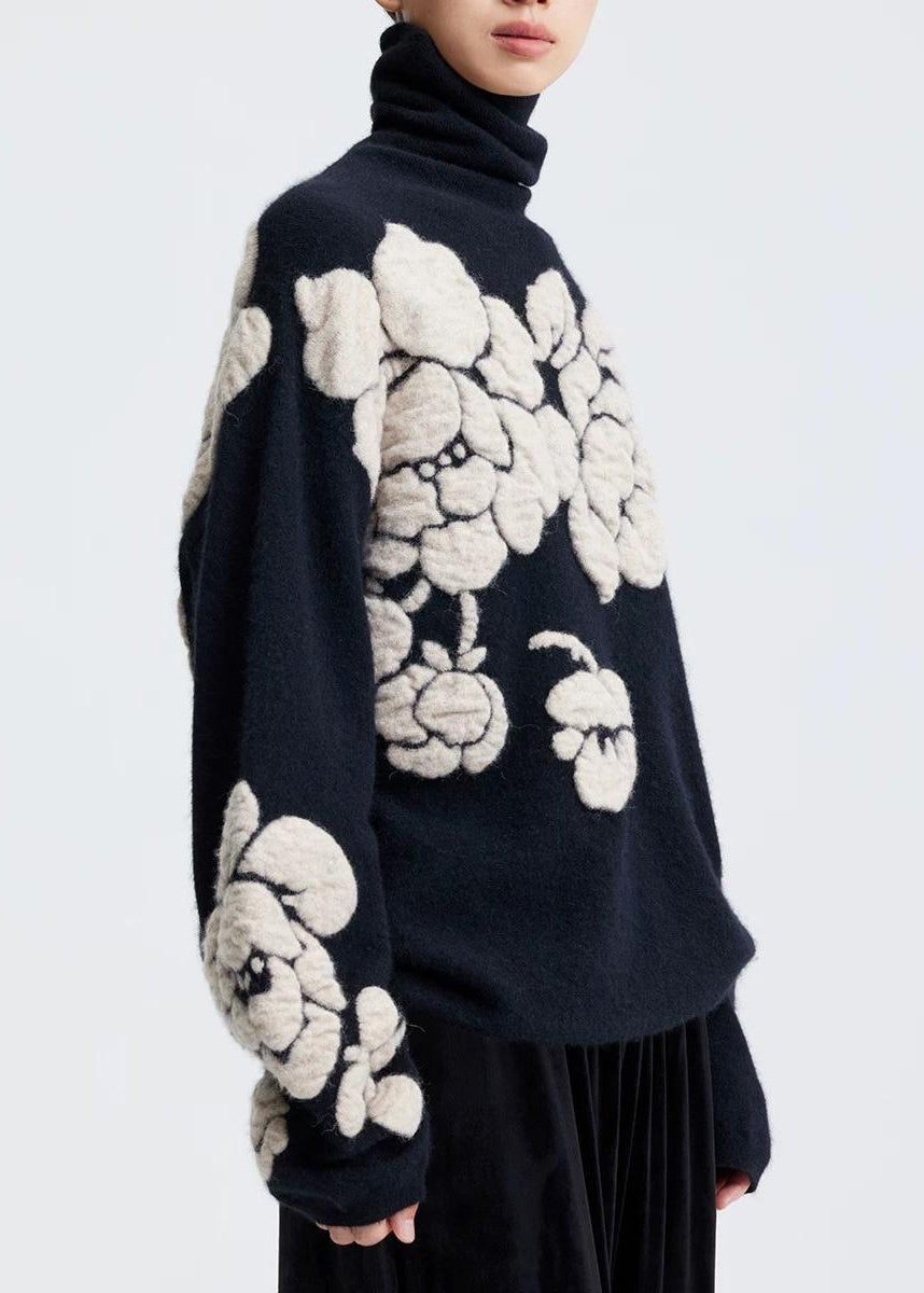 Well Tailored Sweater with a Graceful Silhouette