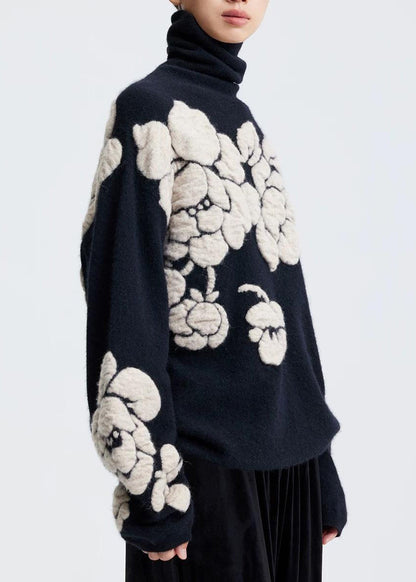Well Tailored Sweater with a Graceful Silhouette