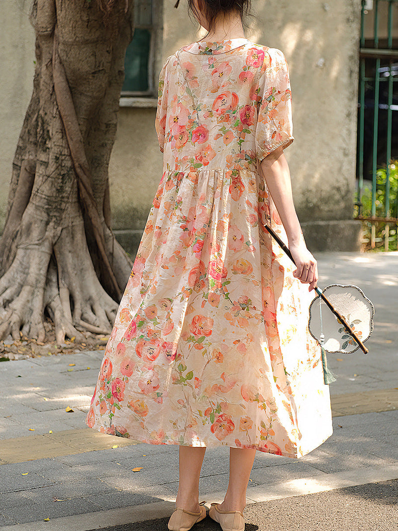 Beautifully Finished Dress in a Timeless Design