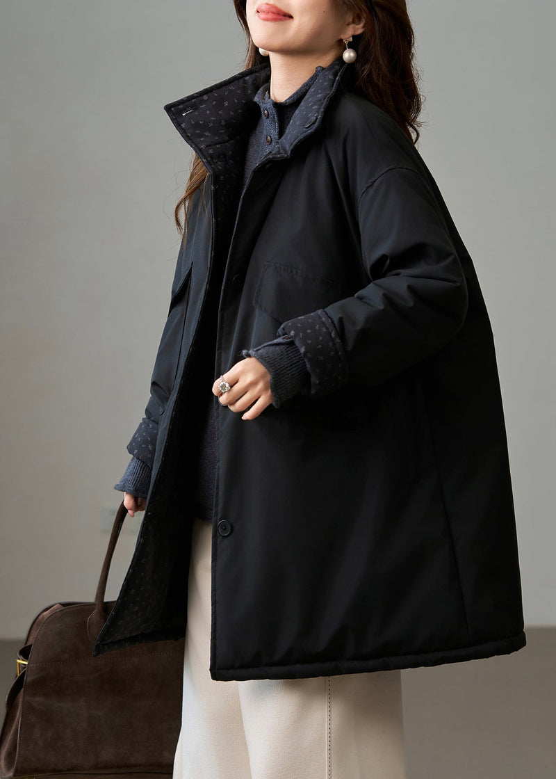 Effortlessly Elegant Coat with a Timeless Design