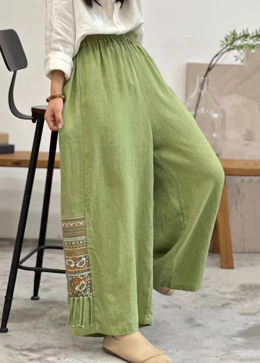 Classic Vintage Pants with a Flattering Fit