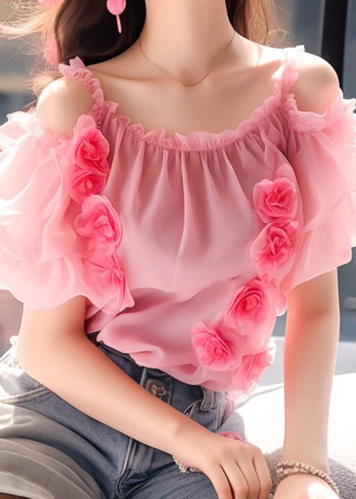 Well Tailored Top with a Graceful Silhouette