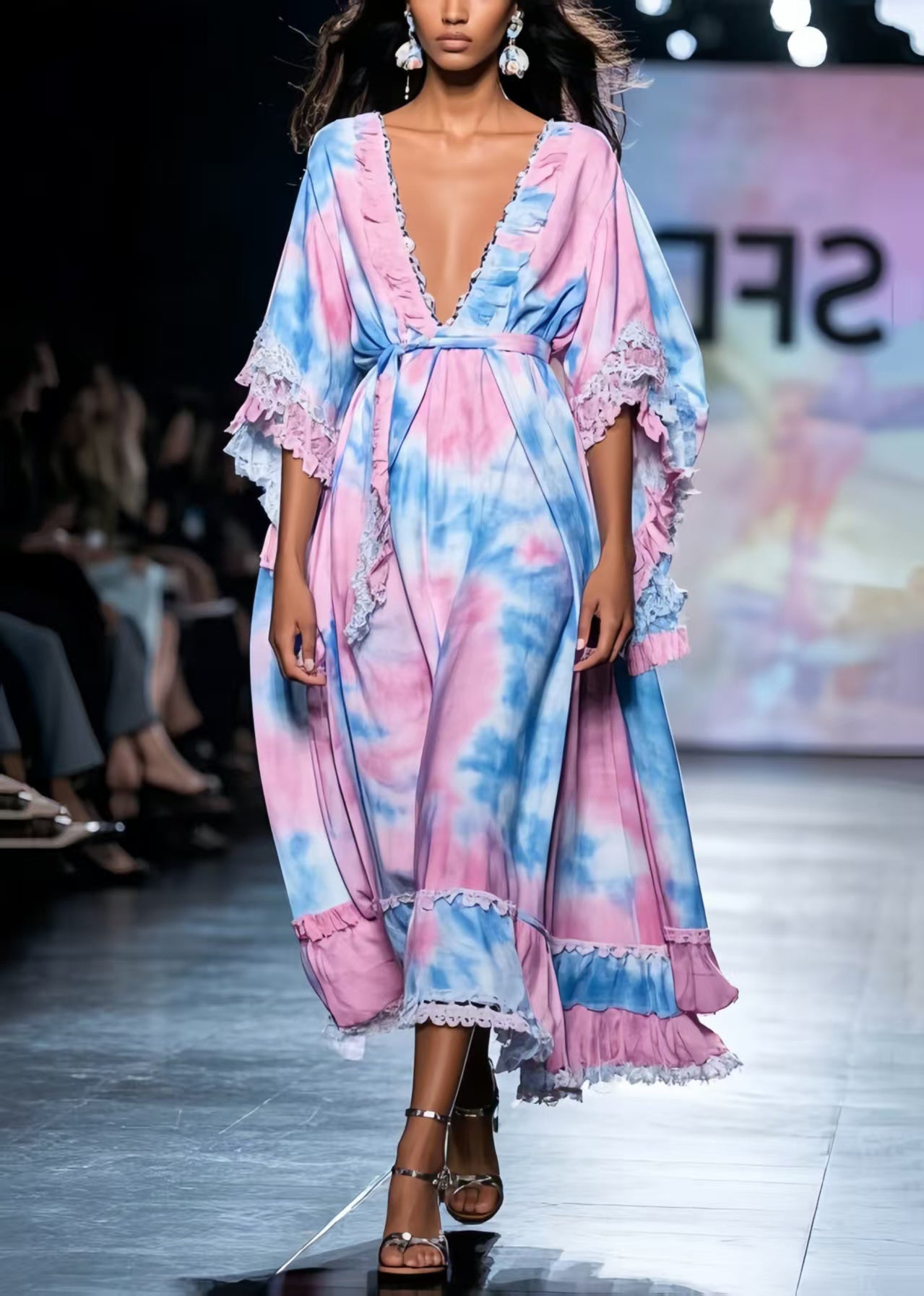 Gracefully Styled Dress for Any Occasion
