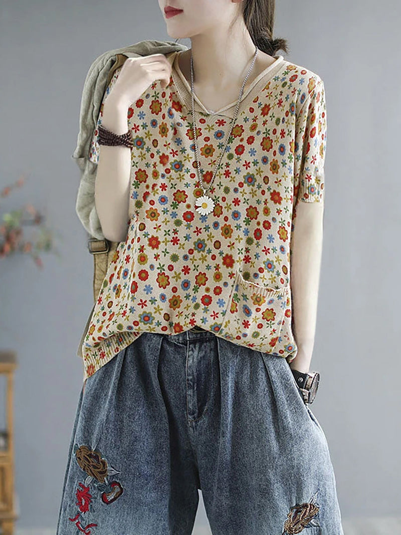 Classic Vintage Sweater with a Flattering Fit