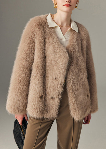 Elegantly Styled Coat for Everyday Wear