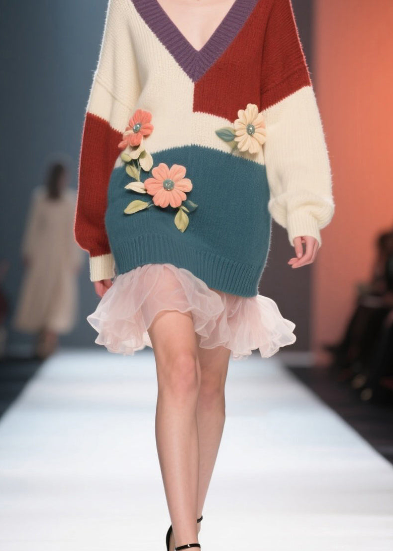 Well Tailored Sweater with a Graceful Silhouette